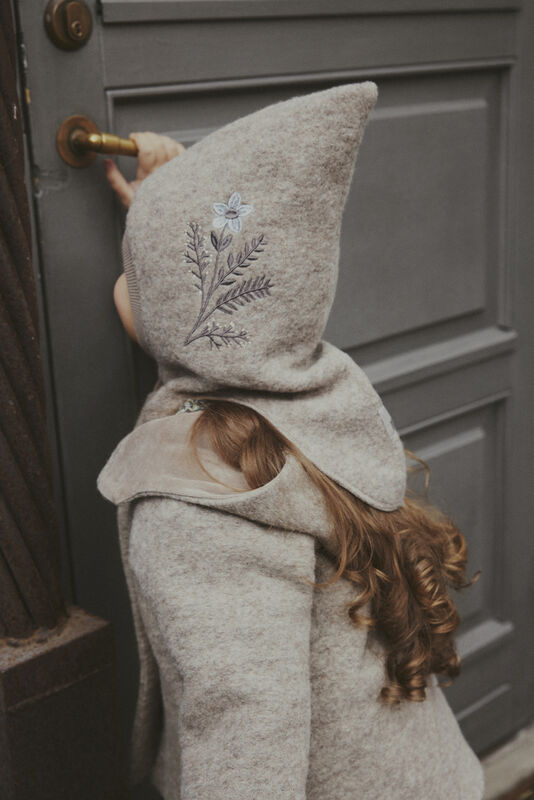 HUTTEliHUT Elefanthue Uld 2-lags Balaclava Flowers Emb Fawn - Billede 4