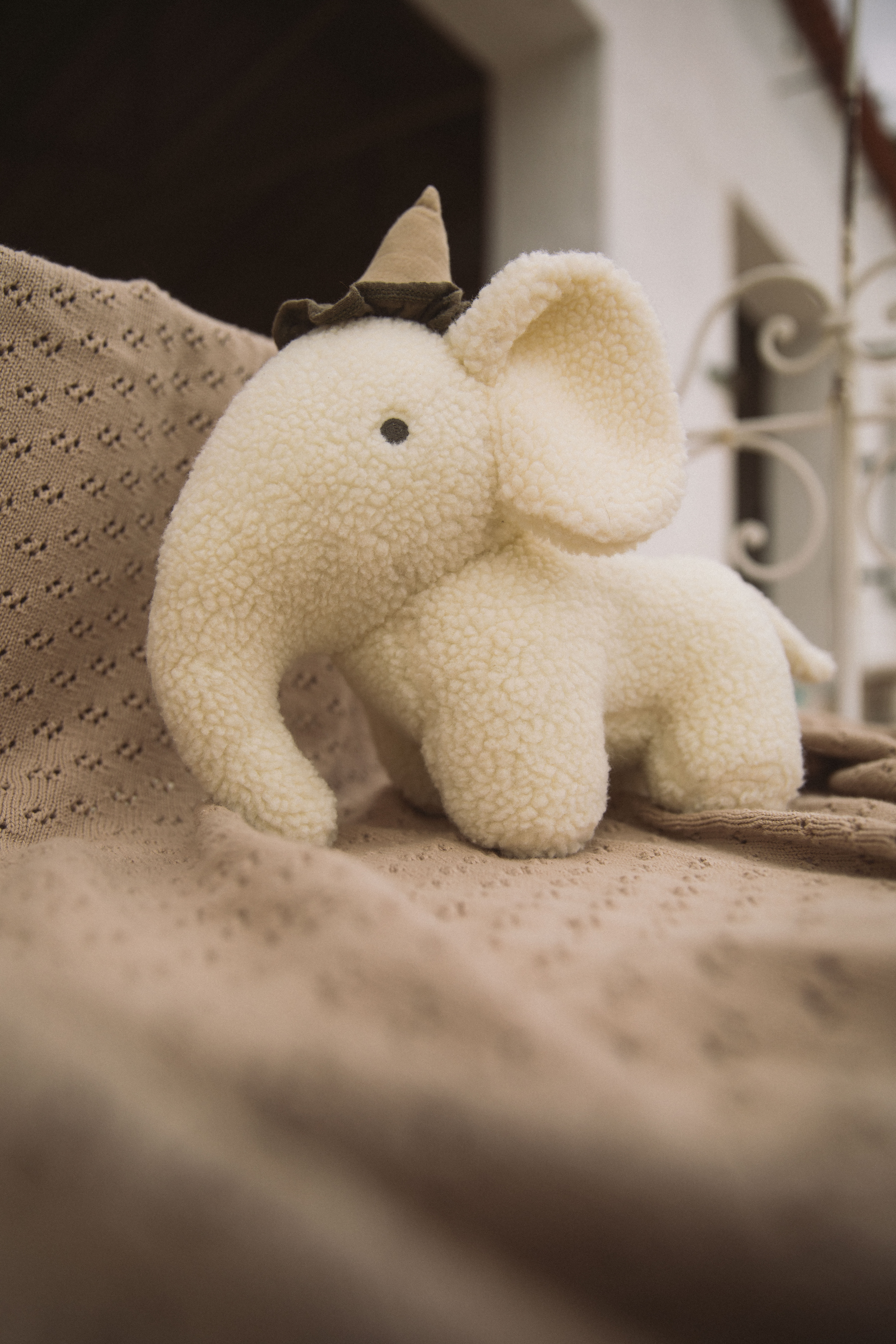 Lil' Atelier Nigo Bamse Elefant Sherpa Coconut Milk - Billede 4