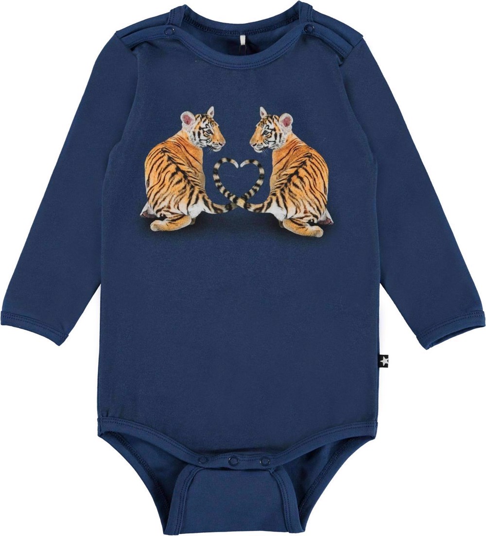 Molo Body Foss Baby Tiger Cubs
