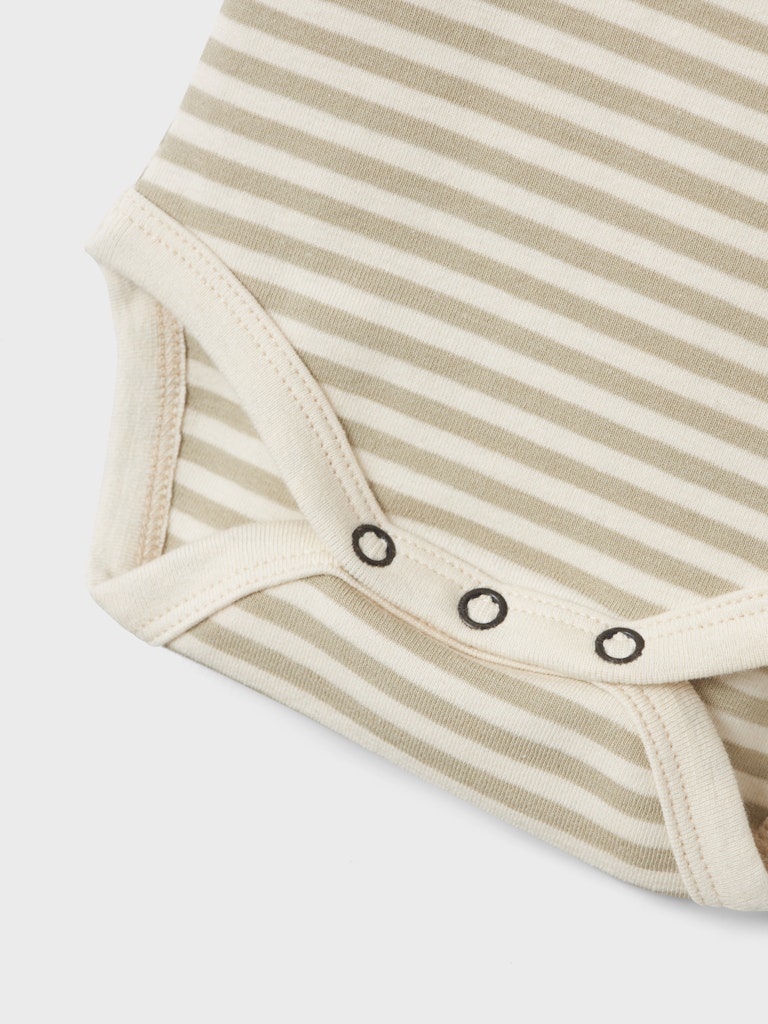 Lil' Atelier Body SS Geo Fon Moss Gray - Billede 2