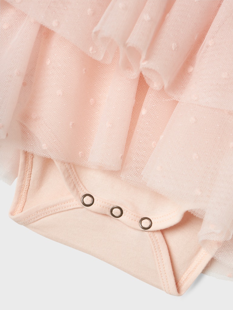 Lil' Atelier Kjolebody SS Frilla Loose Tulle Dress Peach Blush - Billede 3
